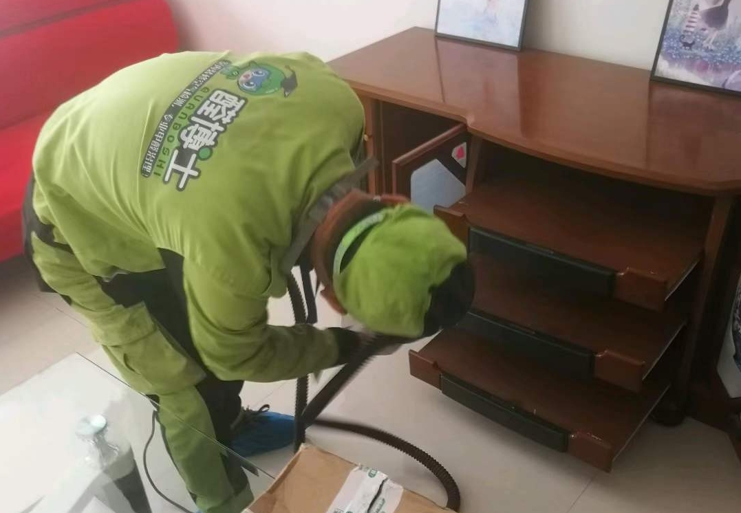 江海东胜小区甲醛治理